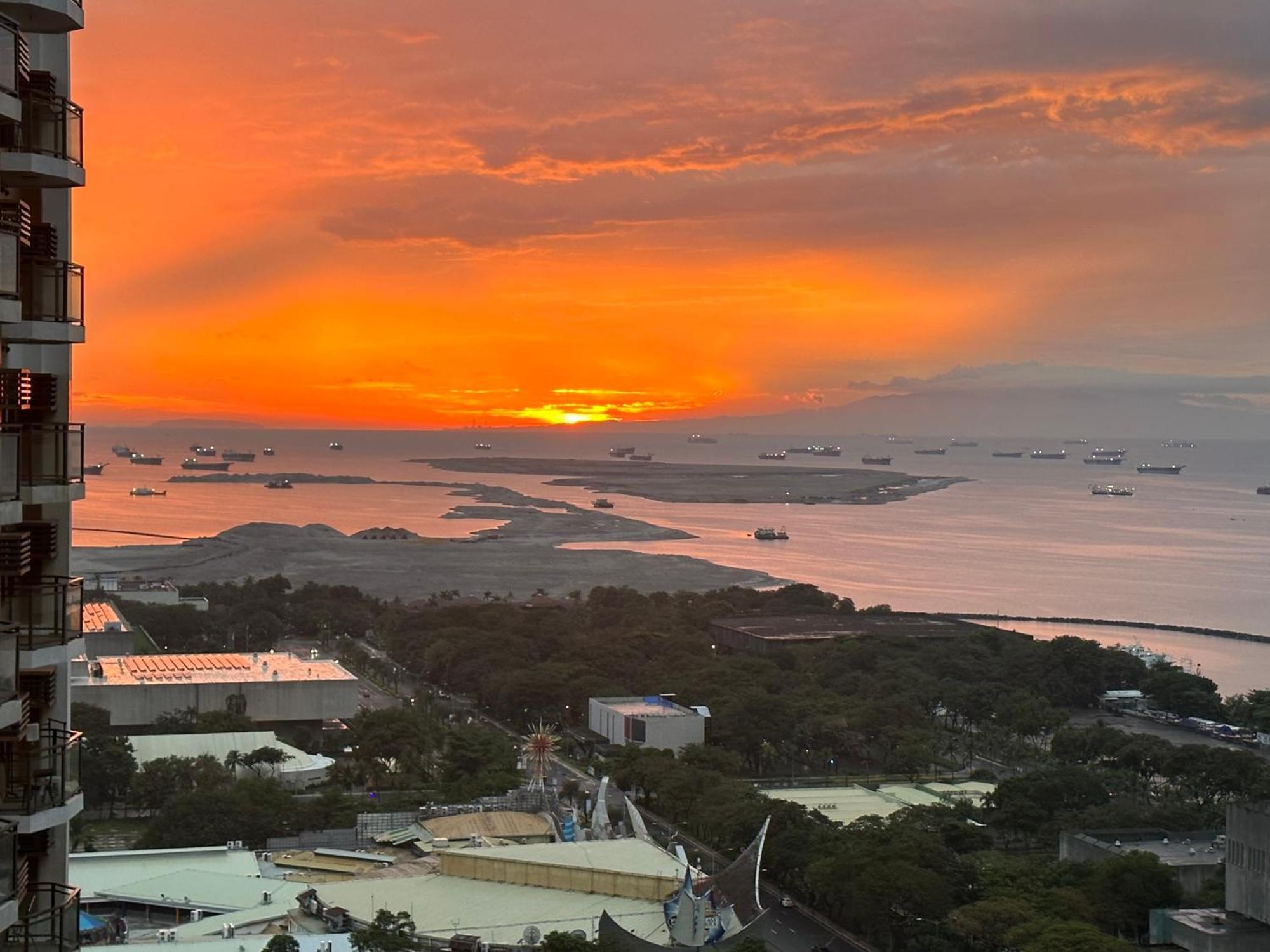 The Radiance Manila Bay Apartment Luaran gambar
